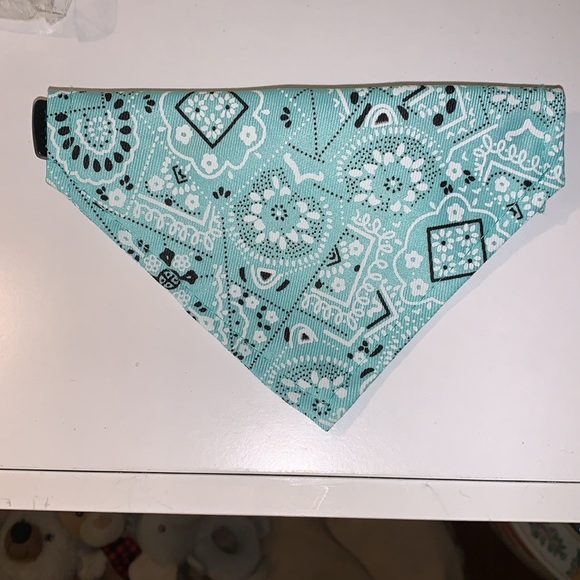 Baby blue bandana dog or cat collar - Picture 2 of 6